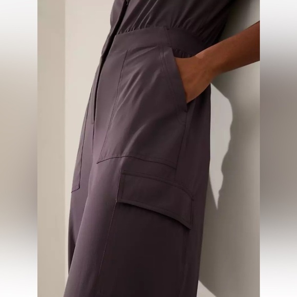 New Athleta 12 Brooklyn Utility Jumpsuit Shale Size 2 - Picture 3 of 12